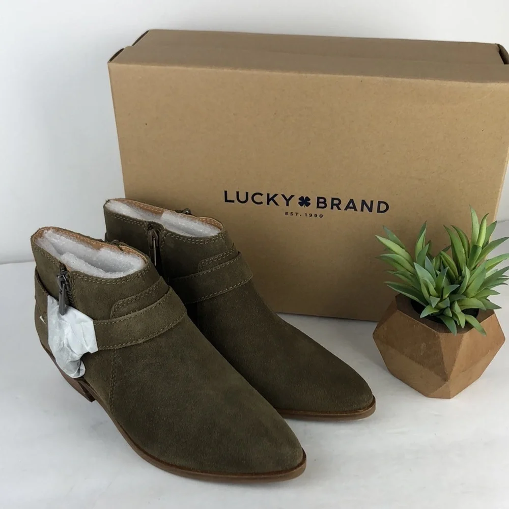 NEW Lucky Brand Enitha Piled Suede Ankle Boots 6
